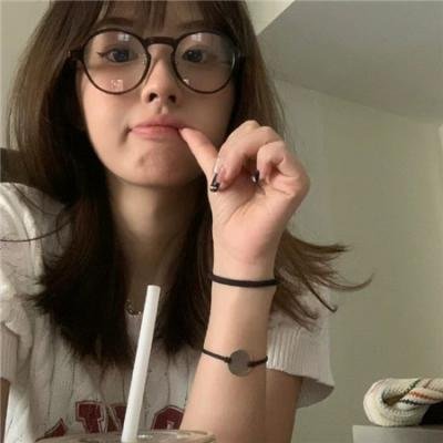 少年MON，真正的名字不知道